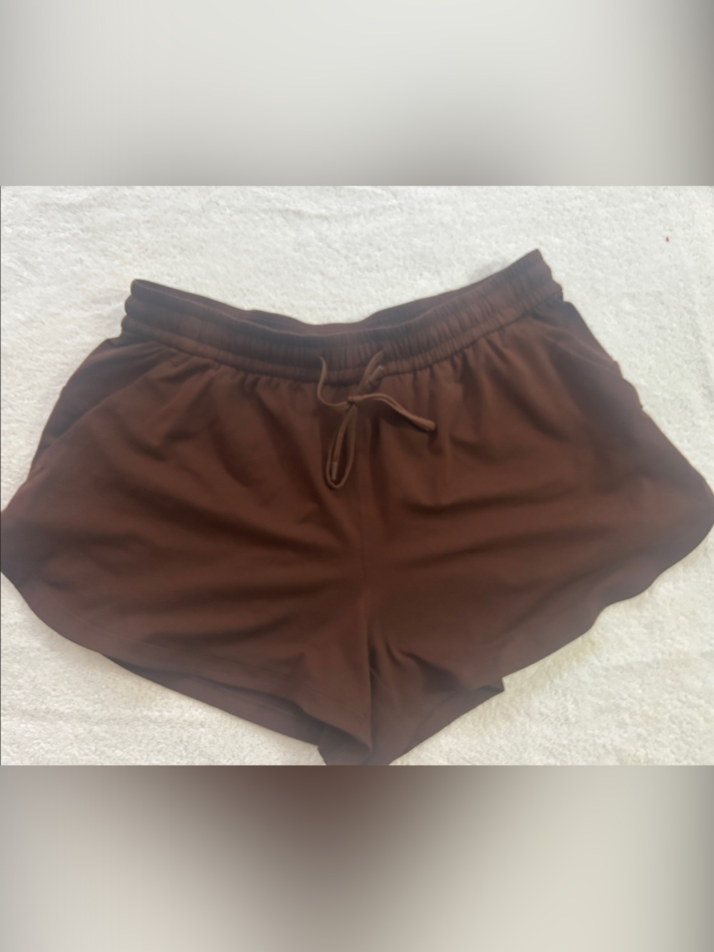 lululemon Women's Brown Drawstring Hotty Hot Athletic Shorts